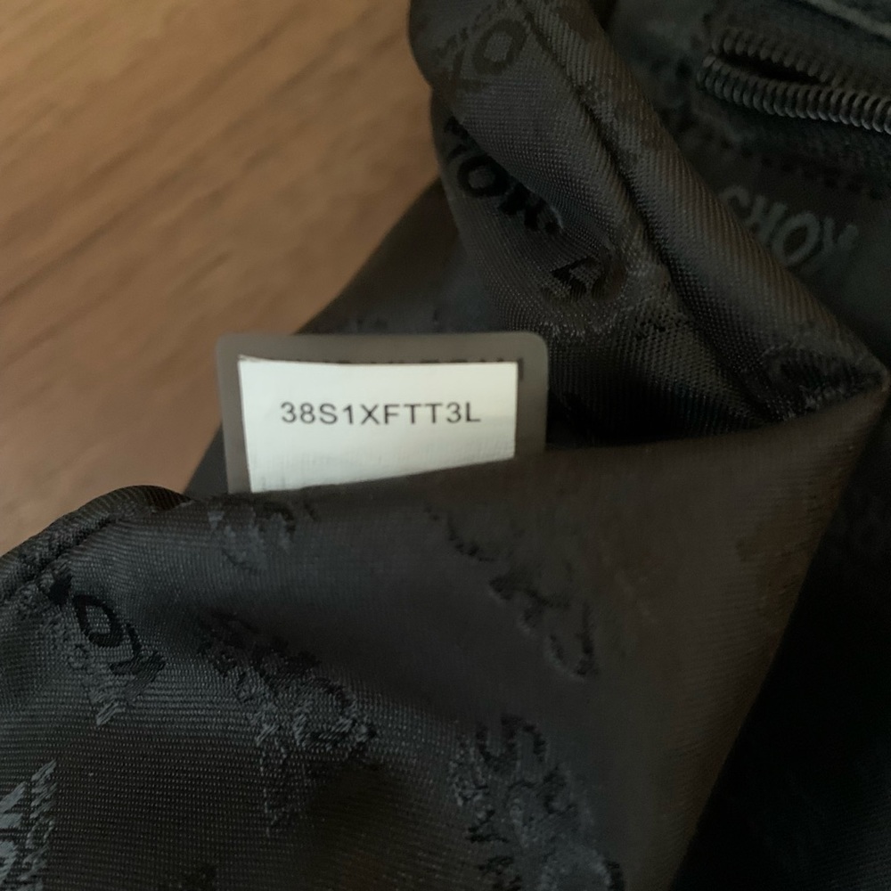 Michael Kors black, genuine leather shoulder bag like new - Picture 4 of 8